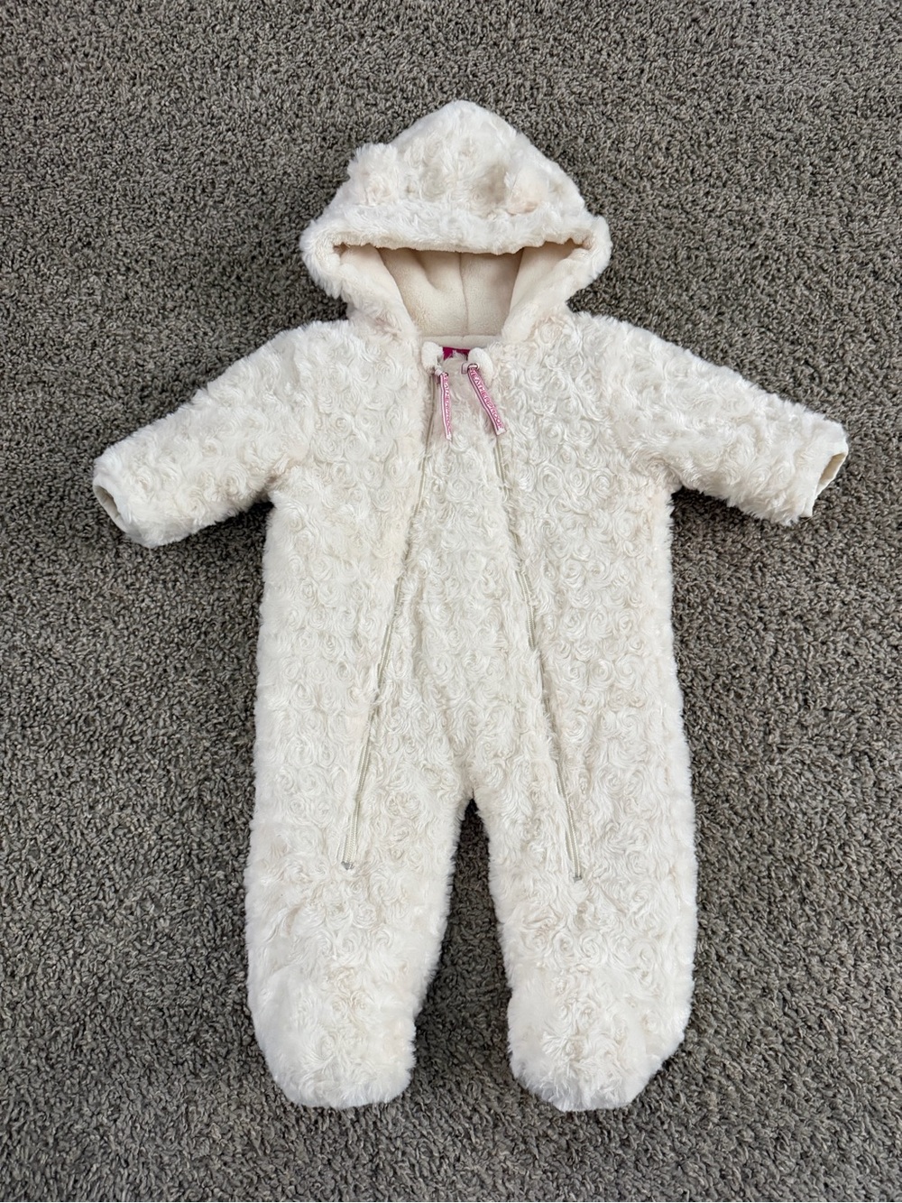 Weatherproof Baby Ivory Rosette Faux Fur Hooded Bunting Snowsuit 3-6 month